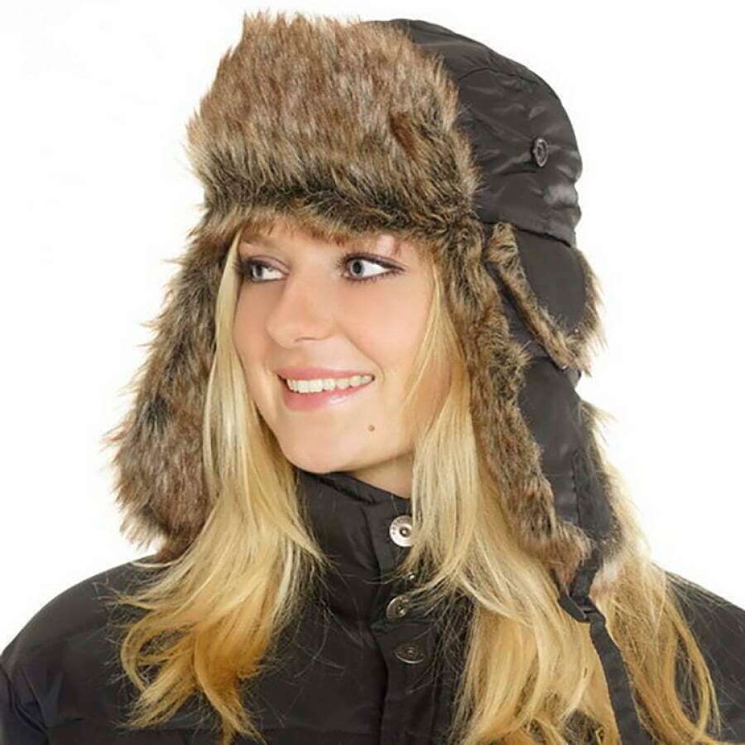 Polyester muts met bont