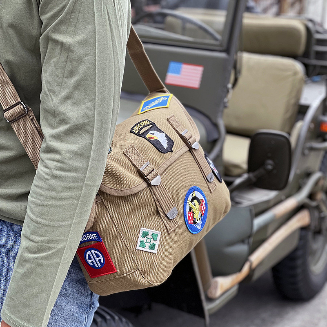 Katoenen pukkel met WWII emblemen - Afbeelding 5